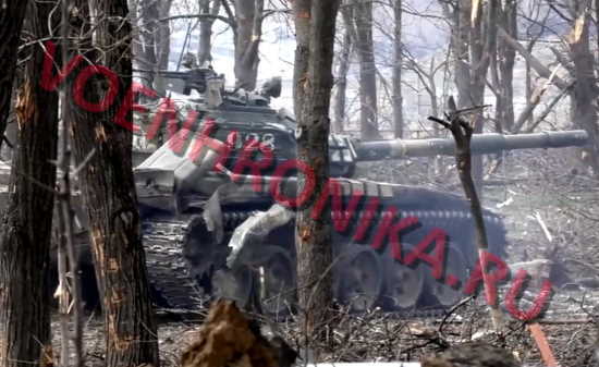 Мариуполь: Добро пожаловать в АД! Боевиков Азова бомбами и танками месят с бетоном Азовстали. Хроника 16 апреля (17 видео)